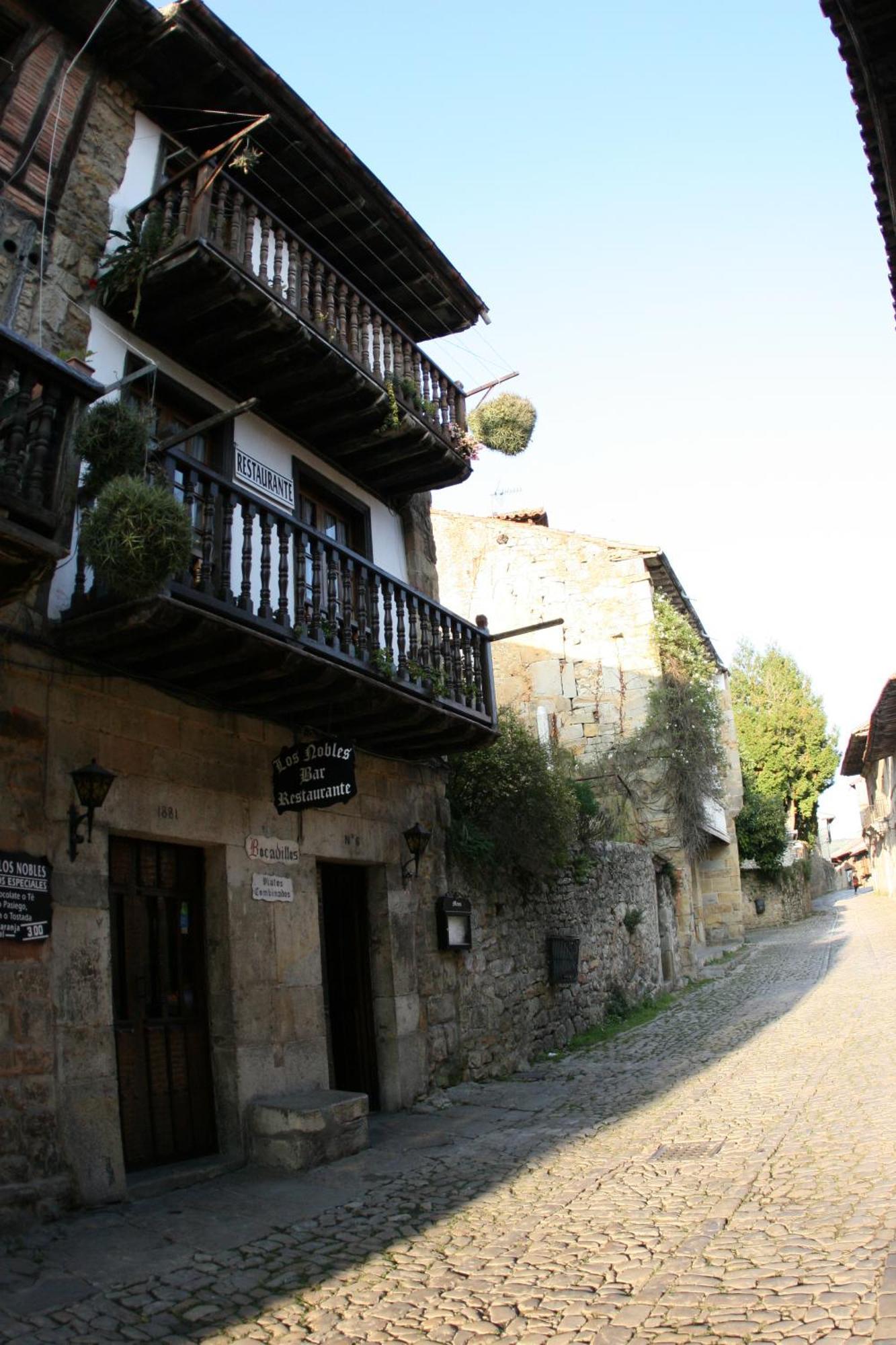Posada Santa Juliana Santillana del Mar Exteriör bild